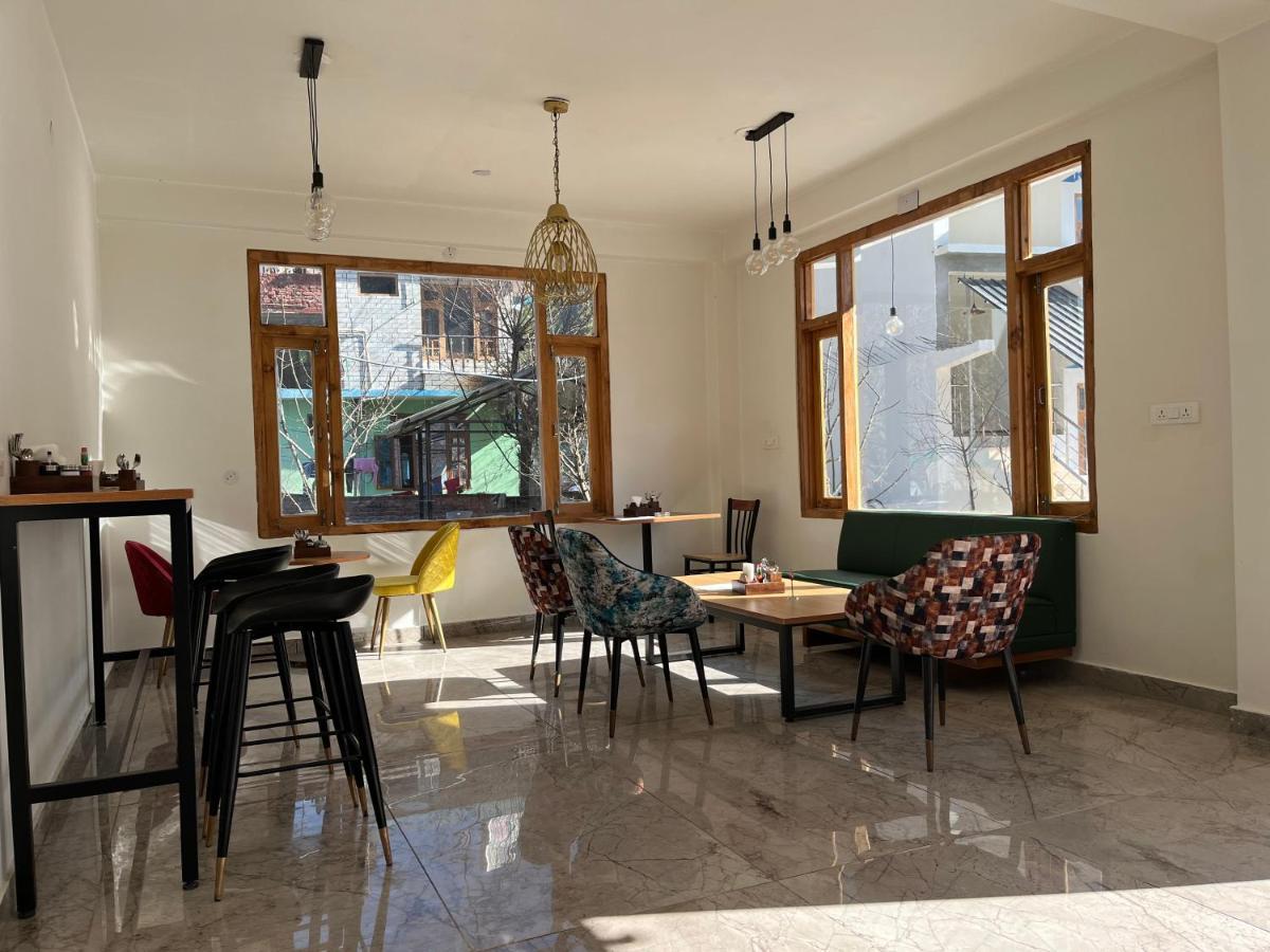 Hotel Adinova Касол Екстериор снимка