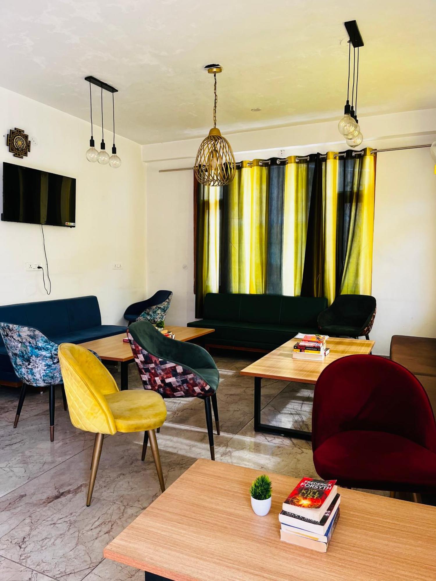 Hotel Adinova Касол Екстериор снимка
